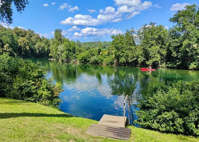 別荘 Big Berry Kolpa - Merryberry Mobile House *